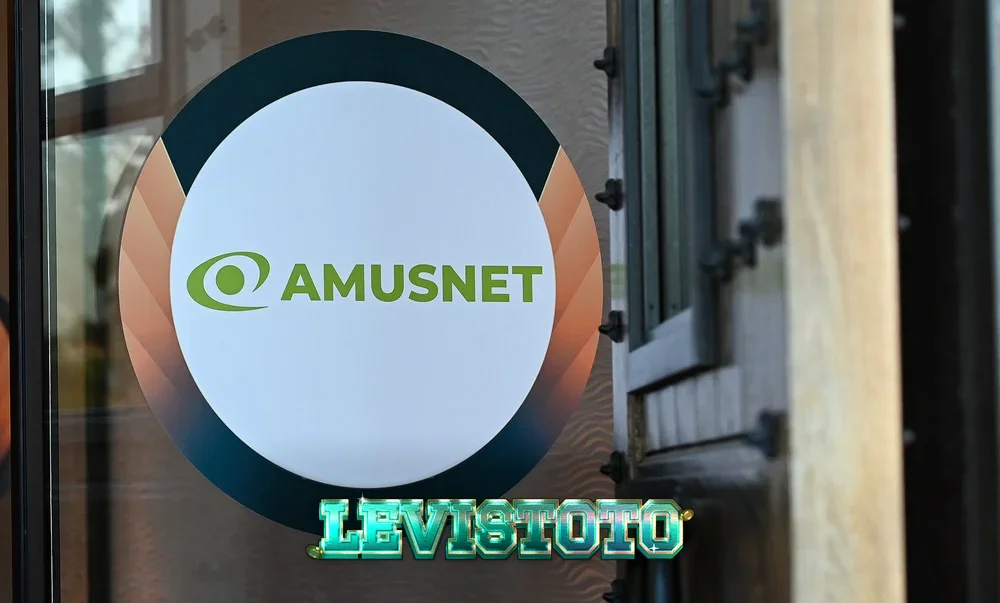 Kabinet permainan Amusnet di lantai kasino